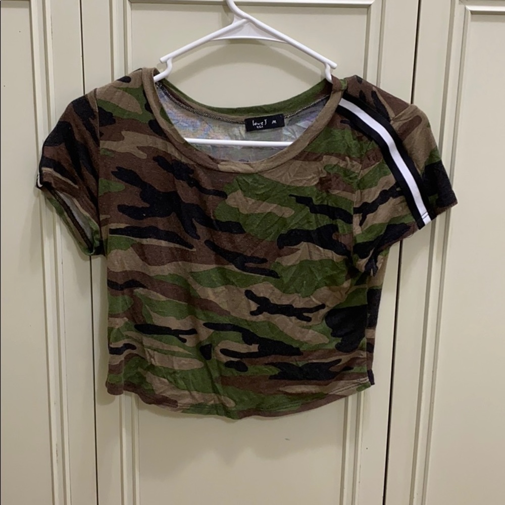 Crop top